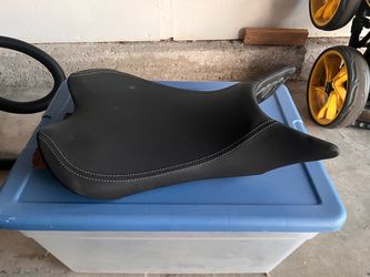 Triumph Street Triple 765 Lowering Seat