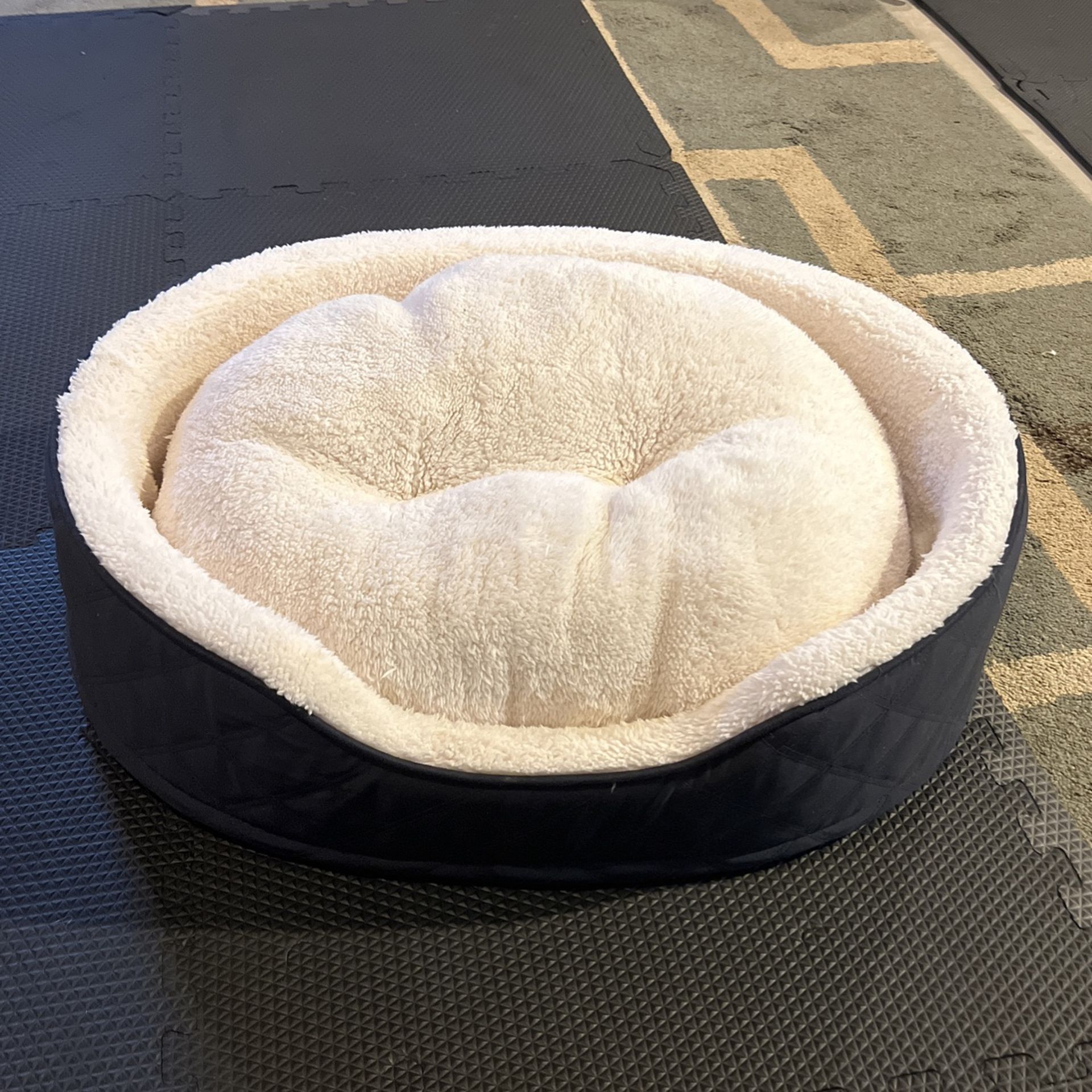 Medium Dog Bed