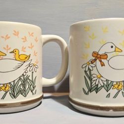 Vintage Sunny Korea "Duck & Duckling" Coffee Mugs (Set of 2)