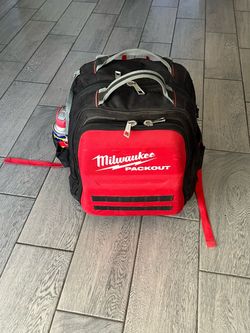 Milawaukee pack out bag