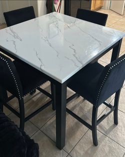 Kitchen table