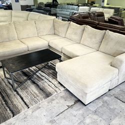 Tan Fabric U Shaped Sectional With Chaise 