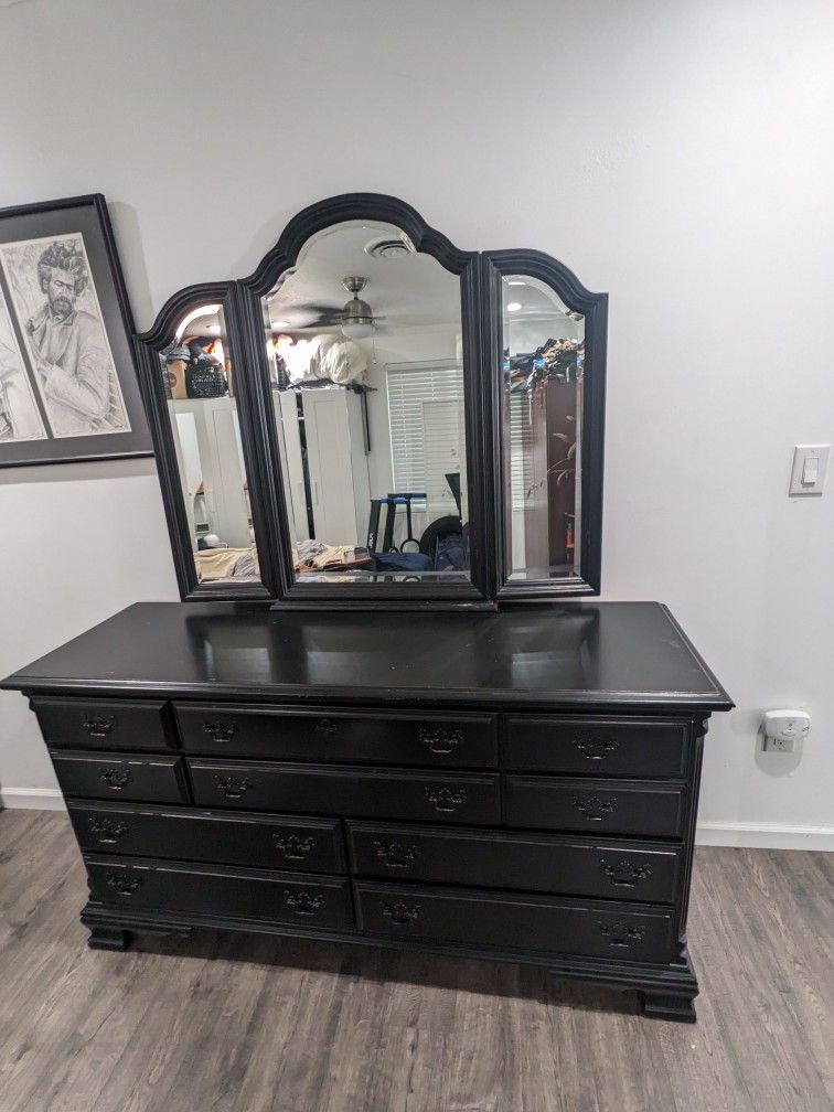Sumter Cabinet Co. Solid Wood Dresser and Mirror - Black