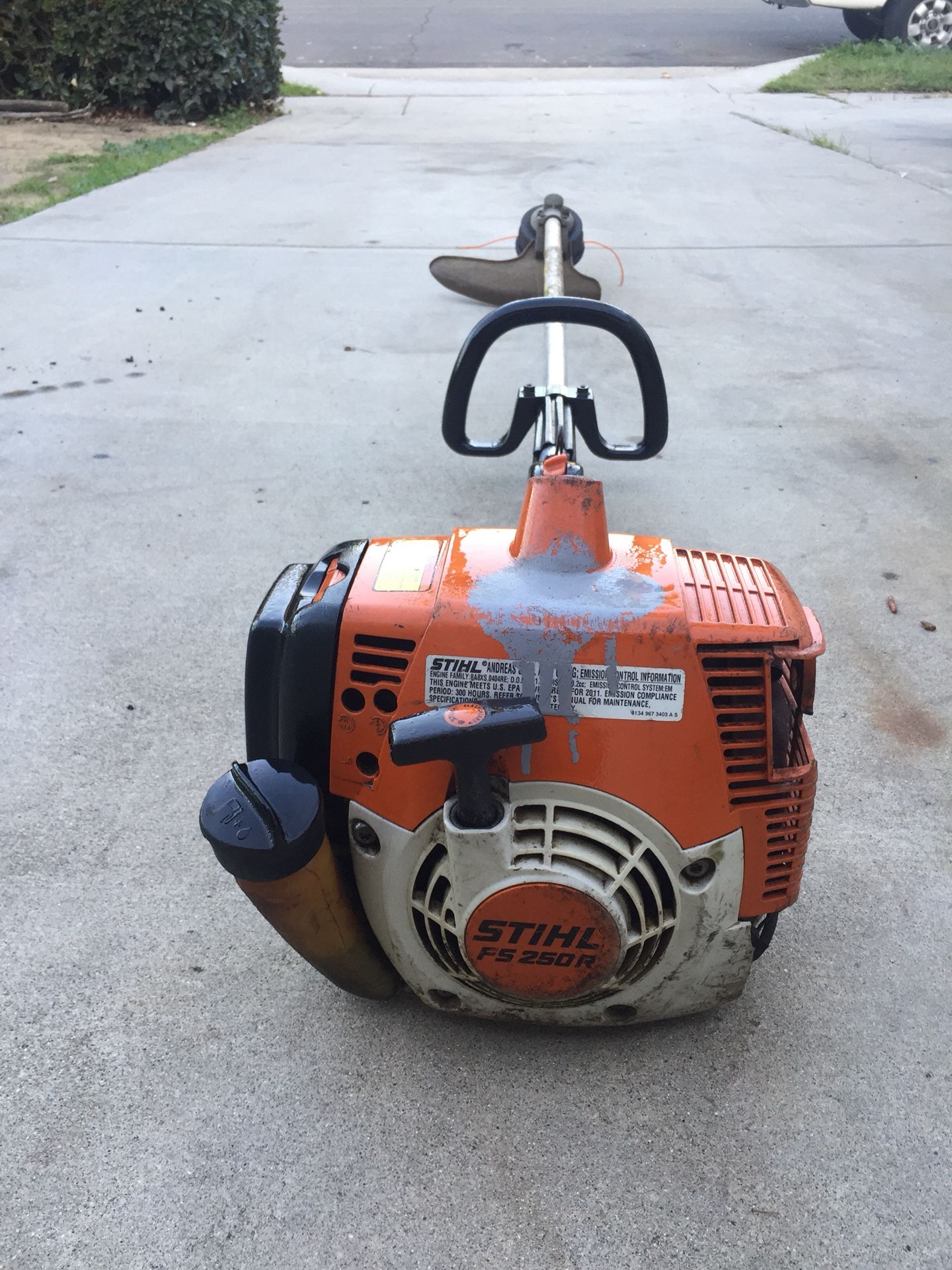 Stihl fs 250R weed eater commercial good condition for Sale in