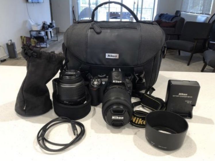 Nikon D3100 With Lenses and Case