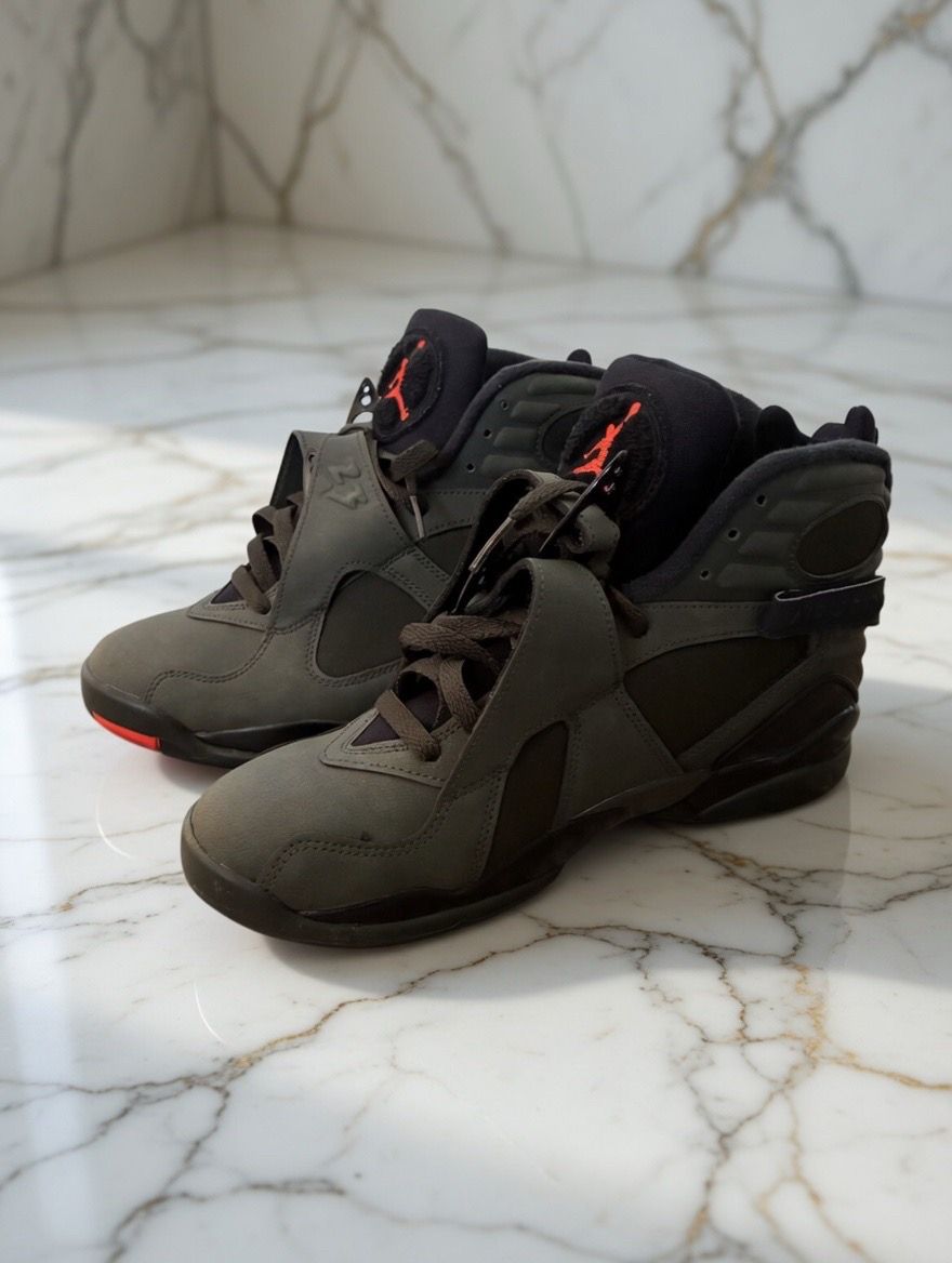 Jordan 8 Retro Take Flight Undefeated Size 8.5 Men