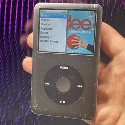 iPod Classic 6th Gen. 120GB *tested Working*