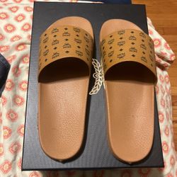 Mcm Slides Size 12 