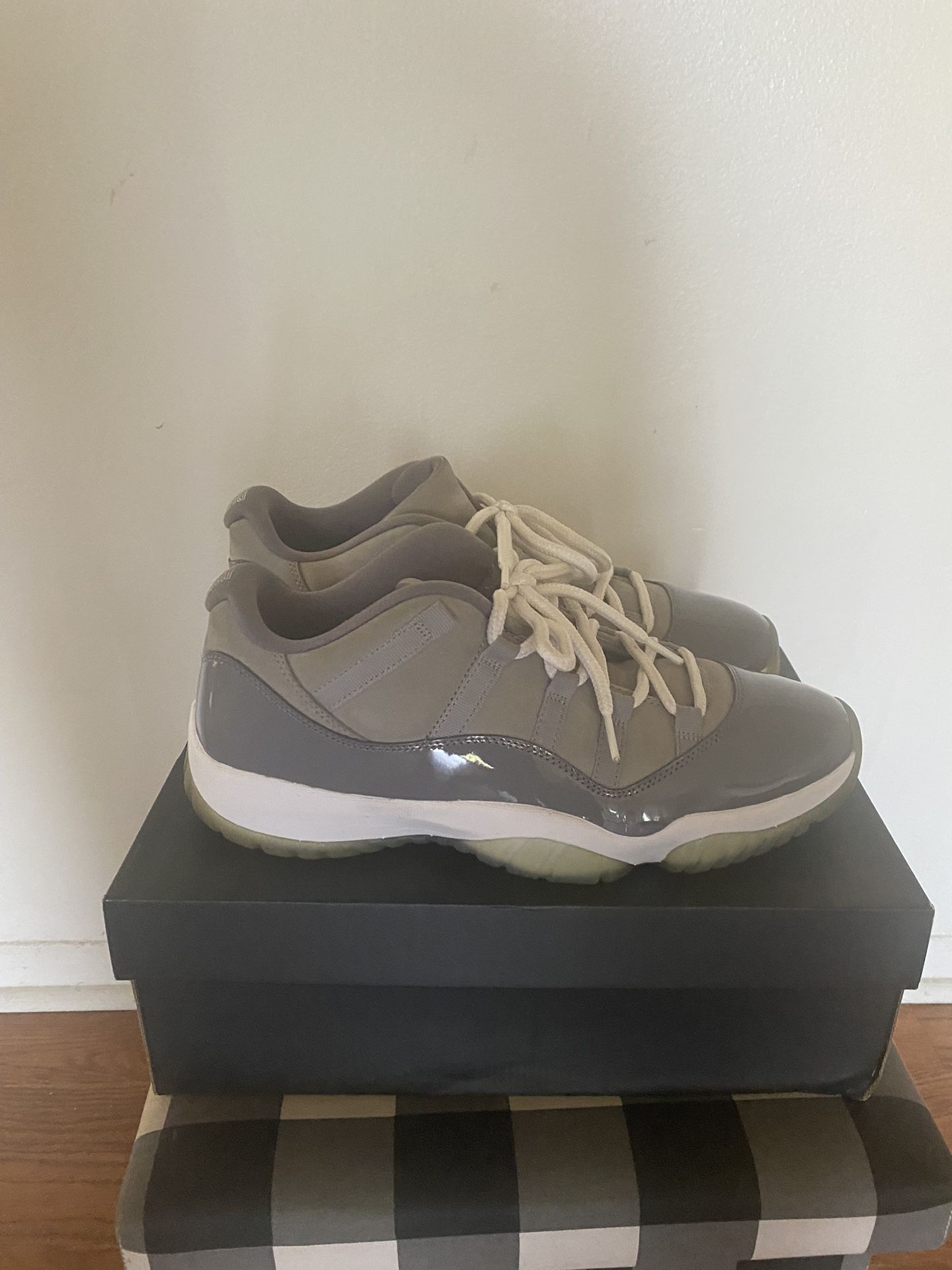 Air Jordan 11 Cool Grey Low $150 Size 11