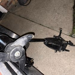 Newport Vessels Trolling Motor 