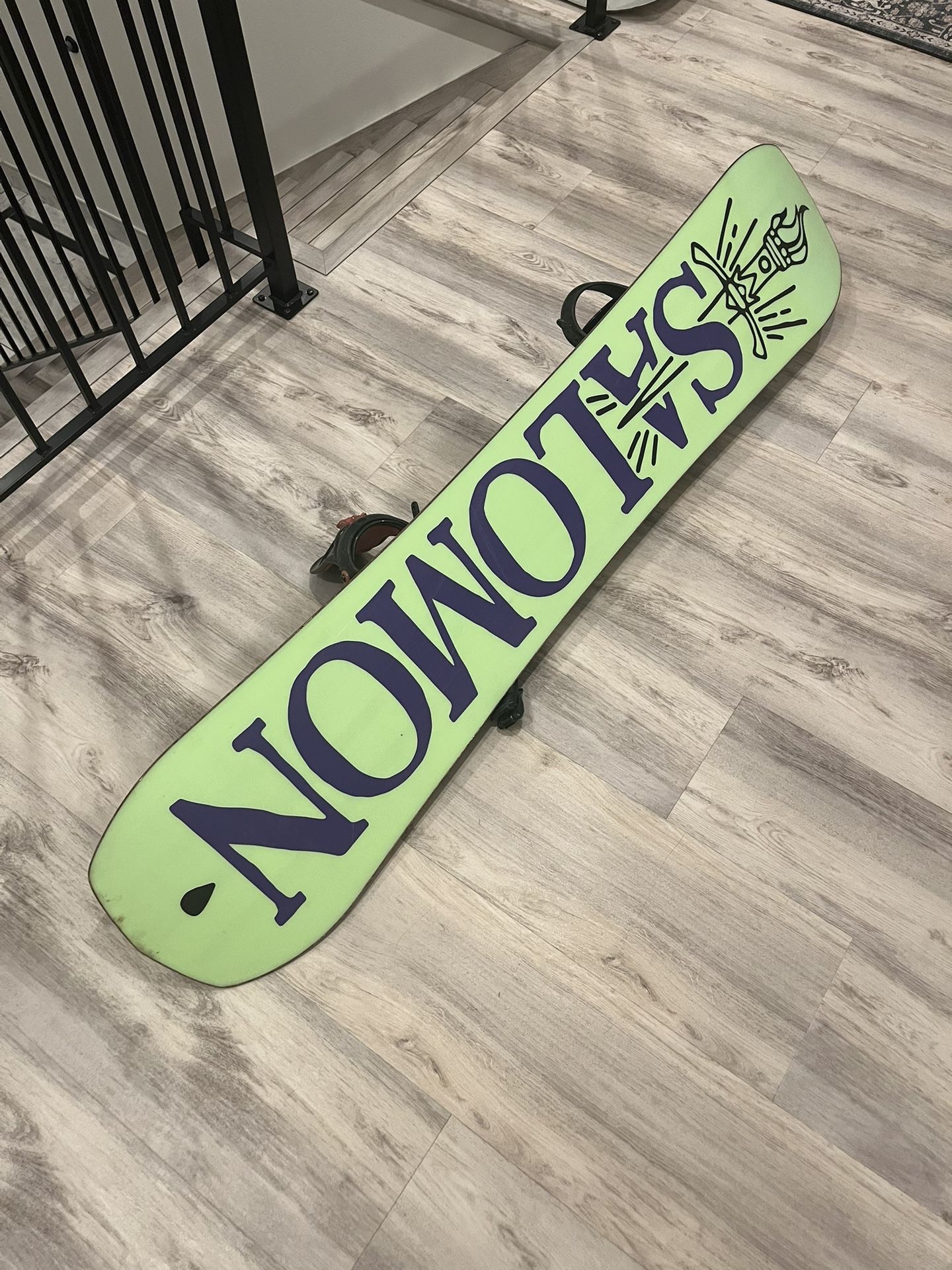 Salomon Assassin Snowboard 162cm