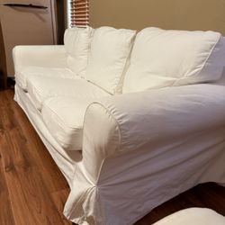 IKEA ektorp Couch - Great Condition! 