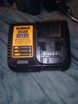 DeWalt 12/20v MAX Lithium Ion Battery Charger