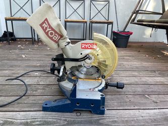 The Ryobi TS1342L 10” Compound Miter Saw