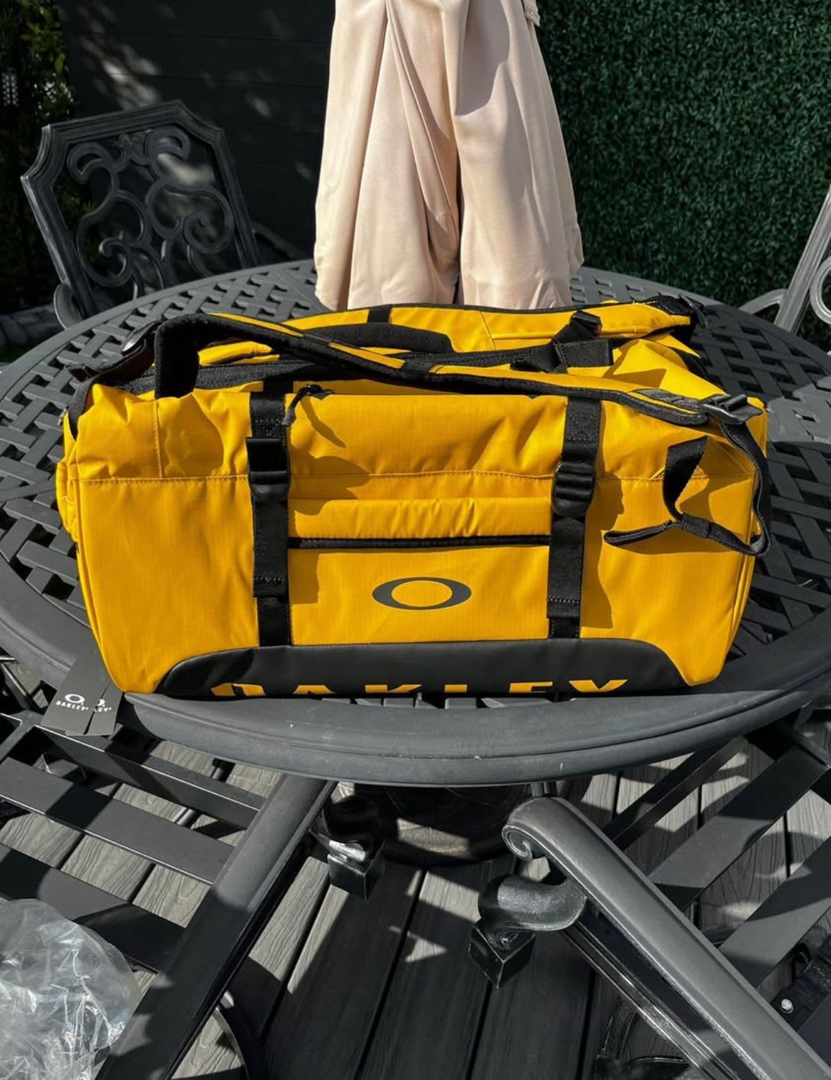 Oakley duffel bags