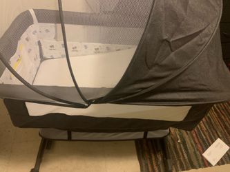 Adjustable Baby bassinet