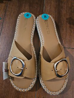 Women's sandals size 8