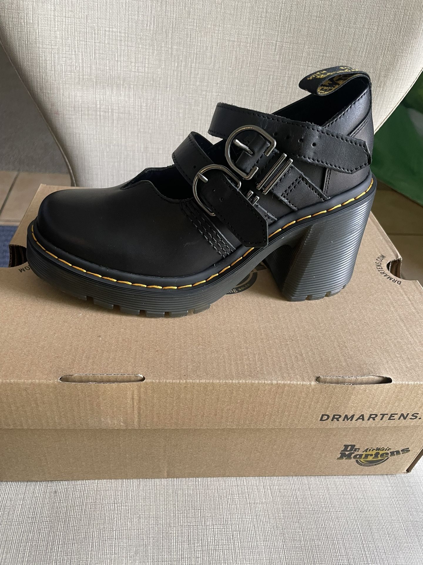 Eviee Dr. Martens Sendal Leather Heel