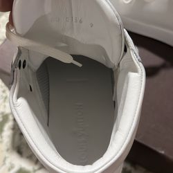 Men Sneakers  (Louis Vuitton)