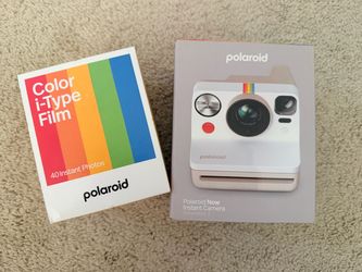 Polaroid Now Generation 3 Camera with i-Type Film