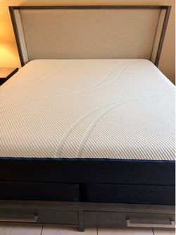 King Tempur-Pedic ProAdapt Soft Mattress – Excellent Condition