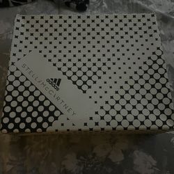 Woman’s Stella McCartney Adidas boost 