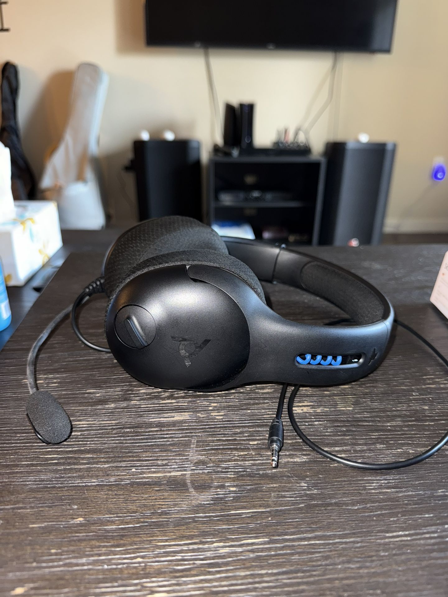 PDP Gaming AIRLITE Wired Stereo Headset with Mic