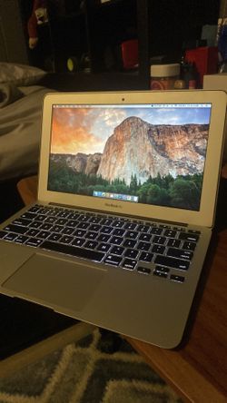 MacBook Air (11-inch, Early 2015)