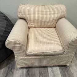 Free Chair 