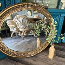 Gorgeous Antique Gold Ornate Oval Mirror 
