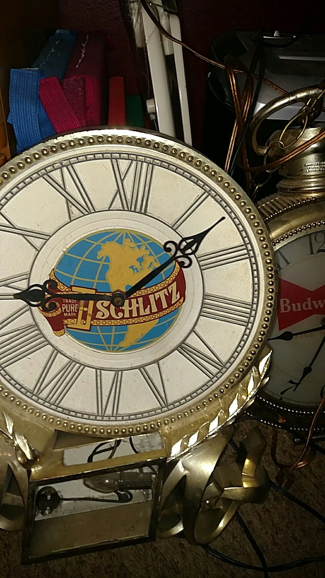 Beer clocks and lights