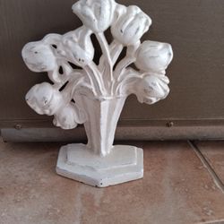 $39 Hubley John Wright Antique 1920 Cast Iron Tulip Doorstop/Bookend. Approximately 8"x 7". Great Piece 