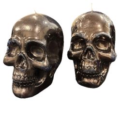 Set Of Two Black Skull Candles
