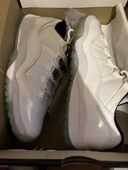 Air Jordan 11 Retro Low 'Legend Blue'