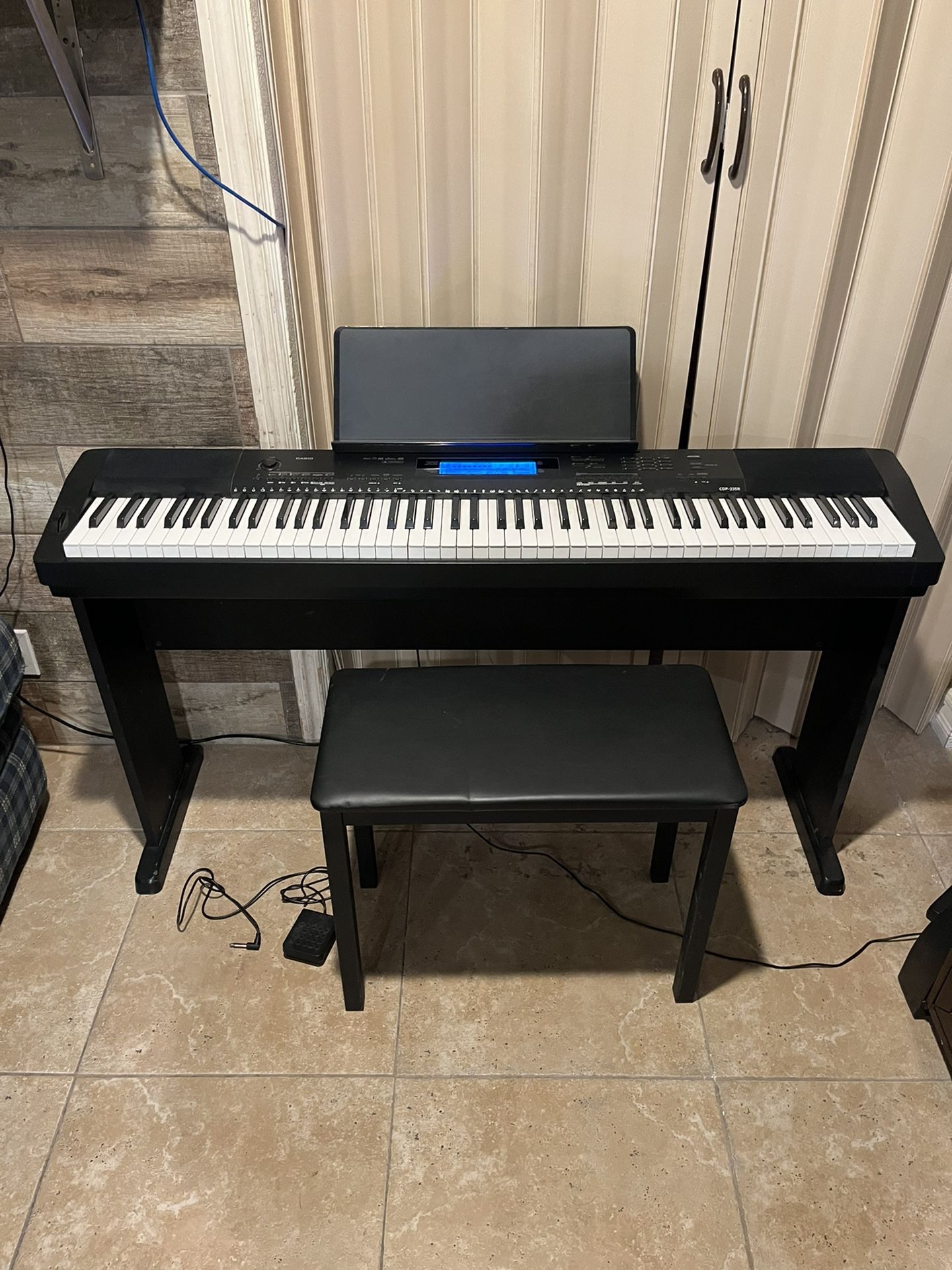 Electric Casio Piano CDP235R for Sale in Fullerton, CA OfferUp
