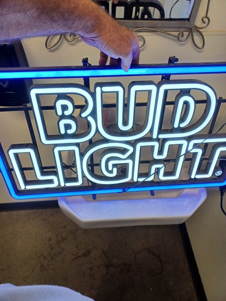 75.00 Budlight Sign