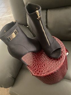Sexy Guess Heels
