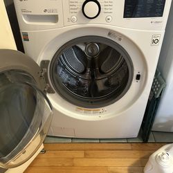 Washing Machine- LG Front load 4 years old