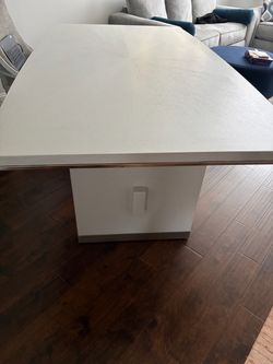 Light gray Wood Dining Table with Pedestal Base