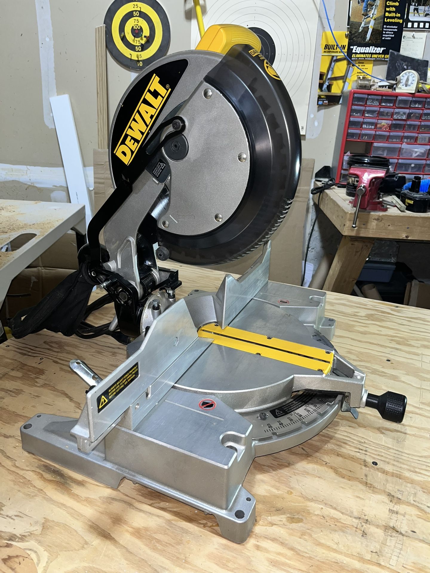 DeWalt Miter/Chop Saw 12”