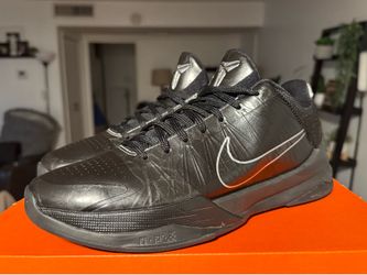 Kobe 5 Protro Black Out Sz. 9.5