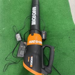 Worxs 20V  Leaf Blower