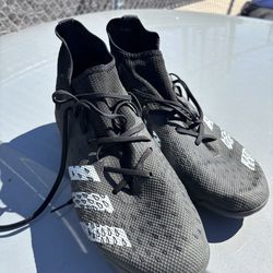Adidas Predator Turf soccer shoes