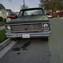 1973 GMC  Long Bed Fleet Side 12 Bolt Rear End 
