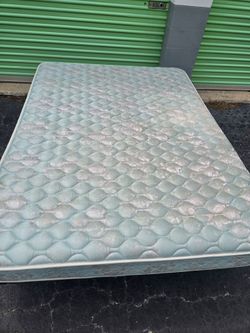 Queen-sized Posturepedic Beckett II Firm Mattress