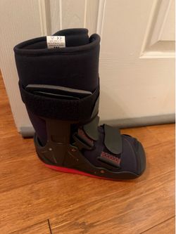 Orthopedic boot