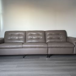 Brand New Modern Leather Sofa – Never Used