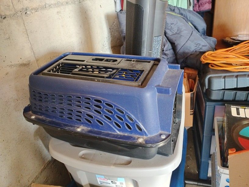 2 Cat Or Dog Carriers