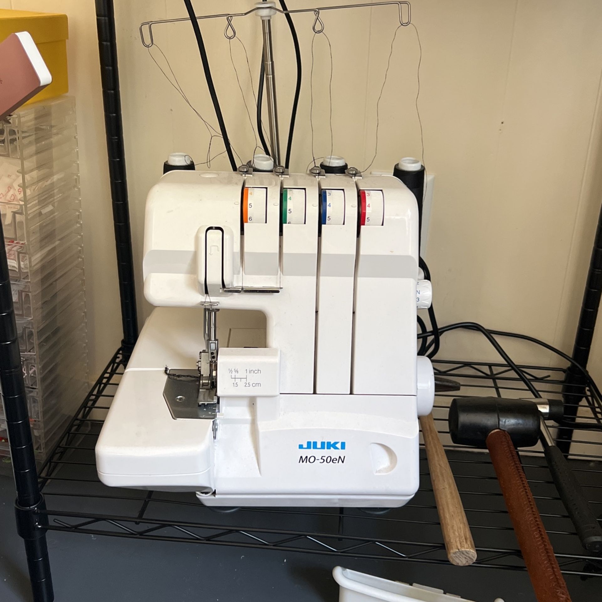 Juki Serging Machine