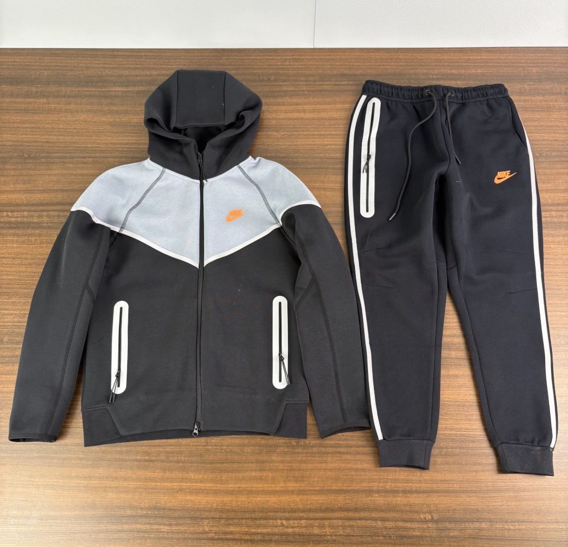 Nike Tech Reflective Size L